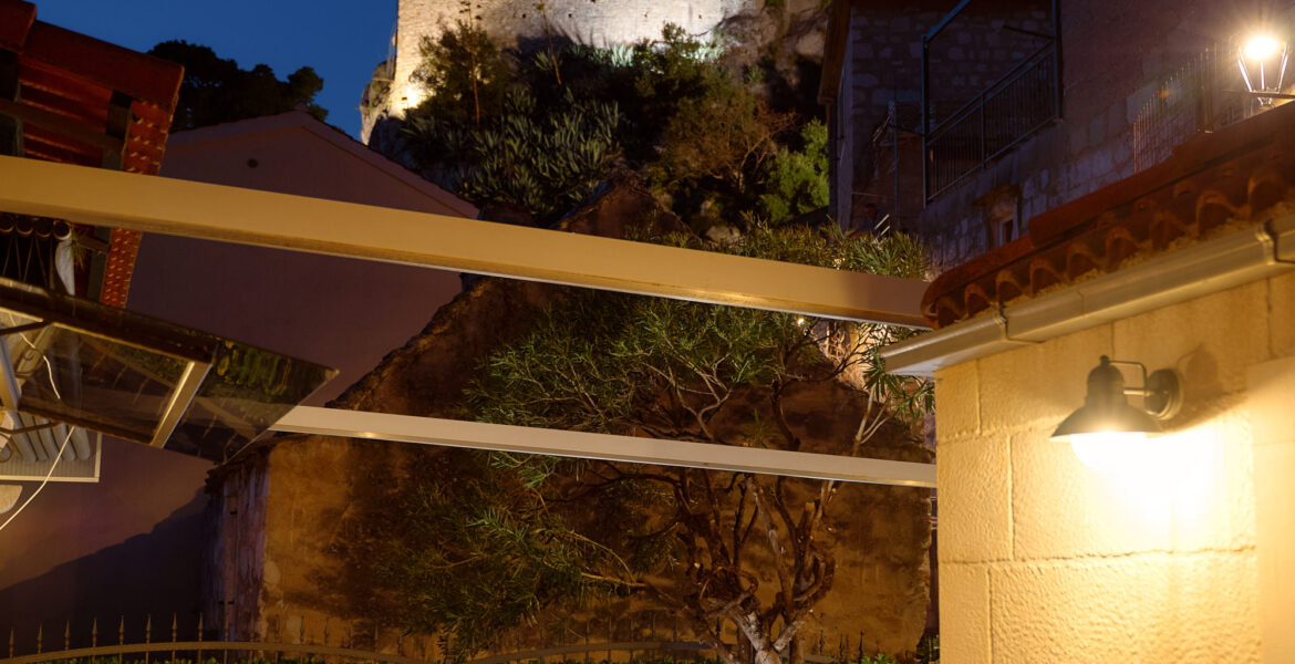 Pjaca - oldtownomis.com